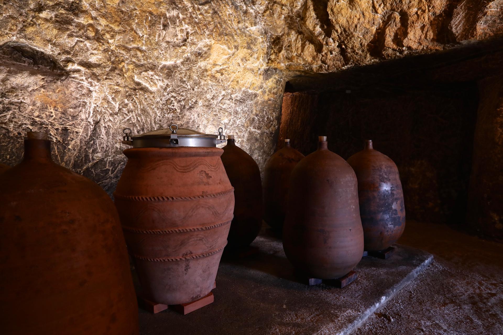 EARL DOMAINE DES OUCHES gallery image